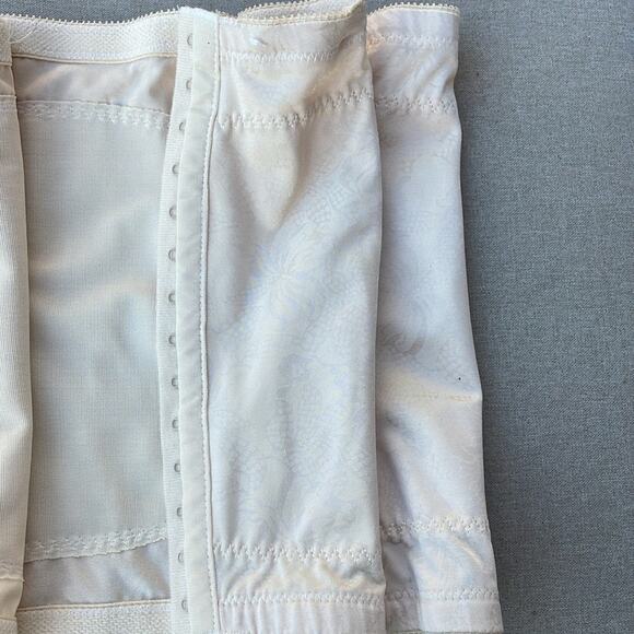 Flexees Shapewear Waist trainer cream/beige size 3X style 6868 NEW - Picture 5 of 9